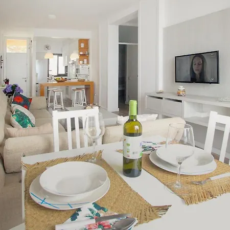 아파트 2 Bedroom In Siboralos 로스실로스